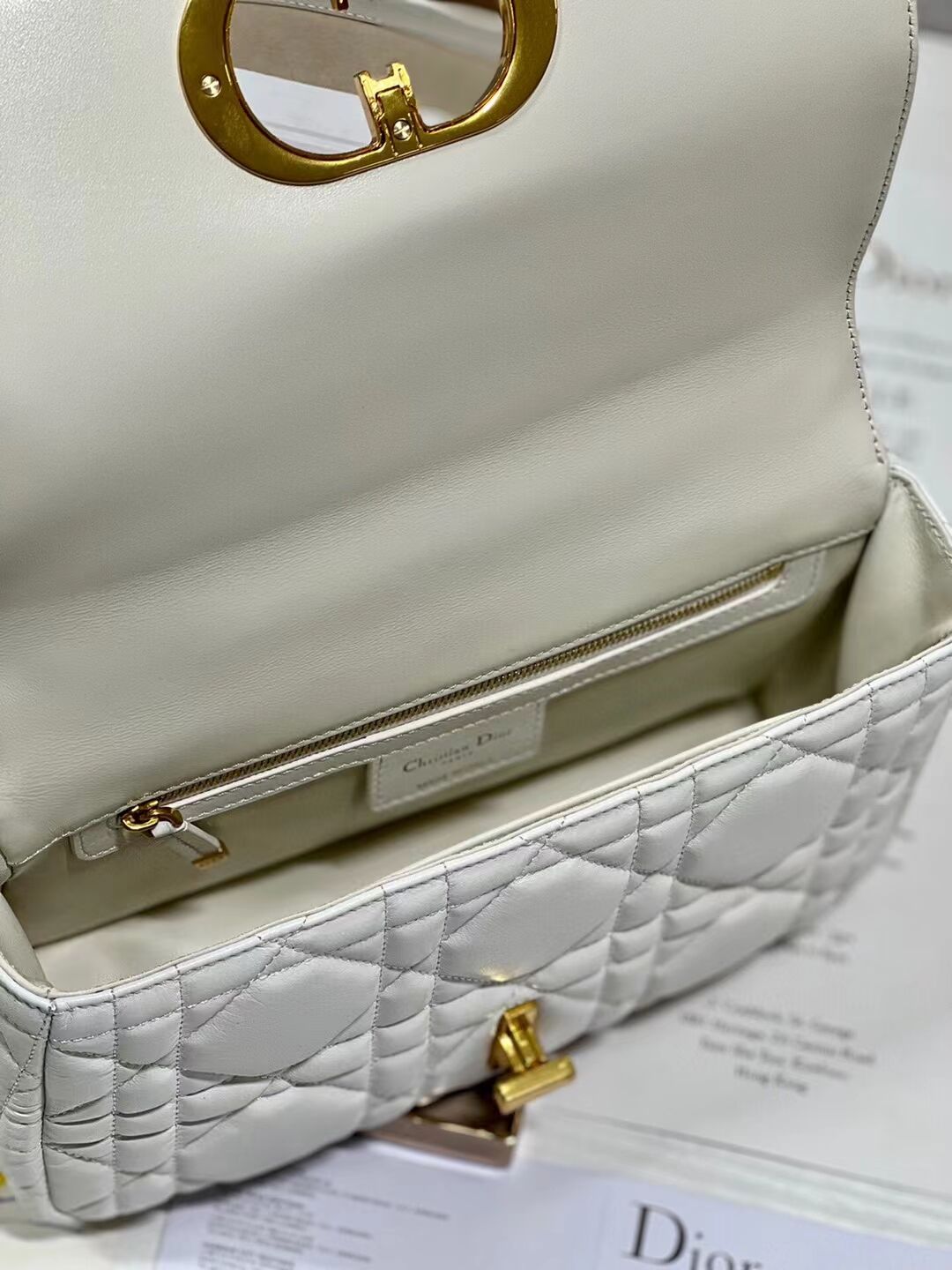 MEDIUM DIOR CARO BAG Supple Cannage Calfskin M9242U white&gold