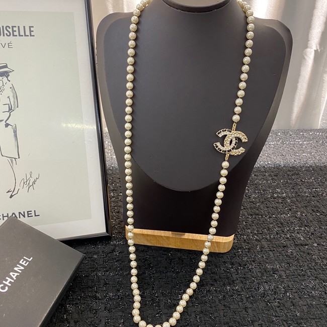 Chanel Necklace CE10704