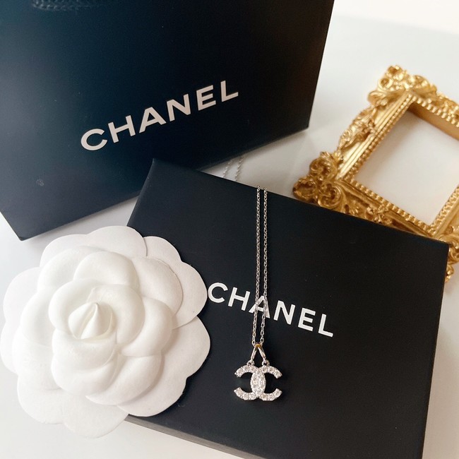 Chanel Necklace CE10792