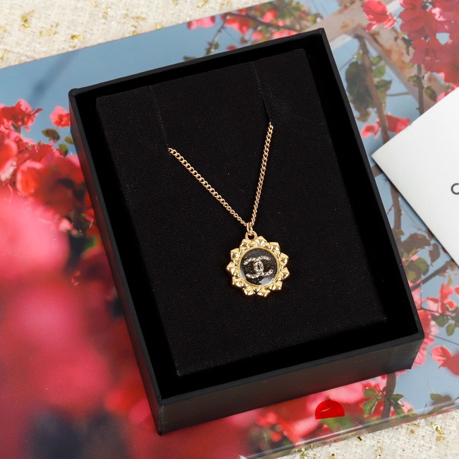Chanel Necklace CE10828