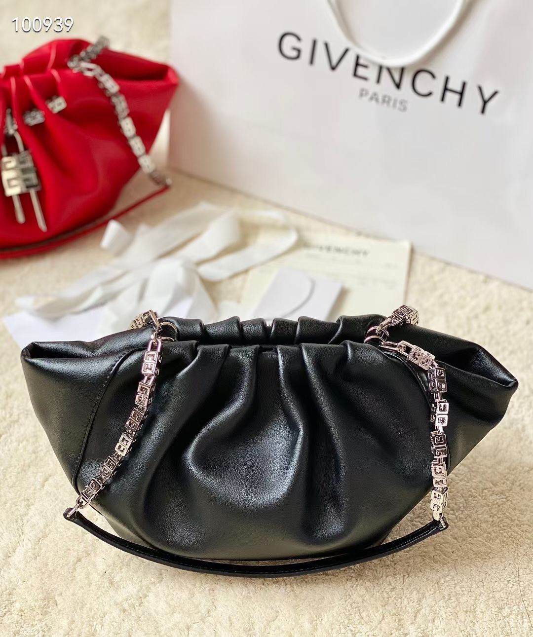 Givenchy Grained Original Calfskin Small 32991