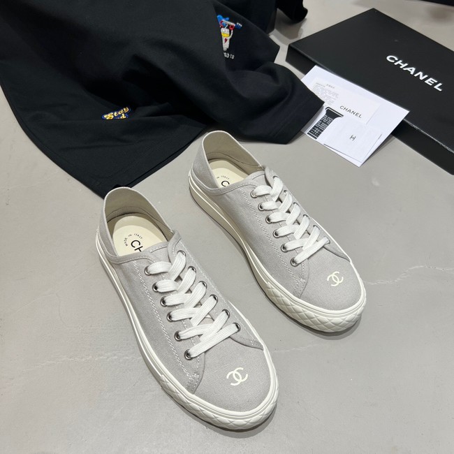 Chanel SNEAKER 92055-4