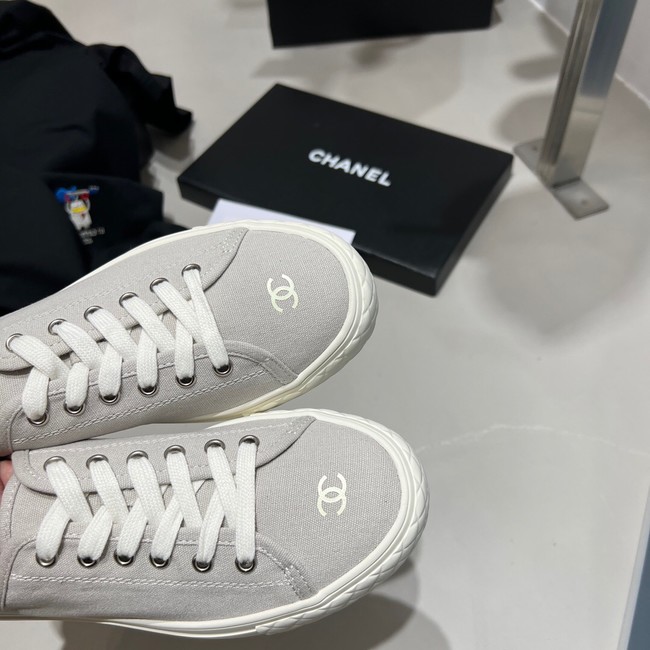 Chanel SNEAKER 92055-4