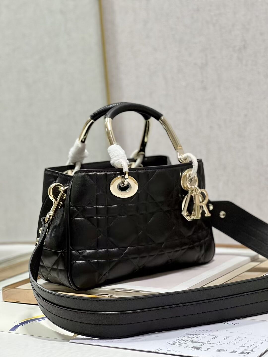 LADY DIOR TOP HANDLE MEDIUM BAG Latte Cannage Lambskin C9227 BLACK&GOLD