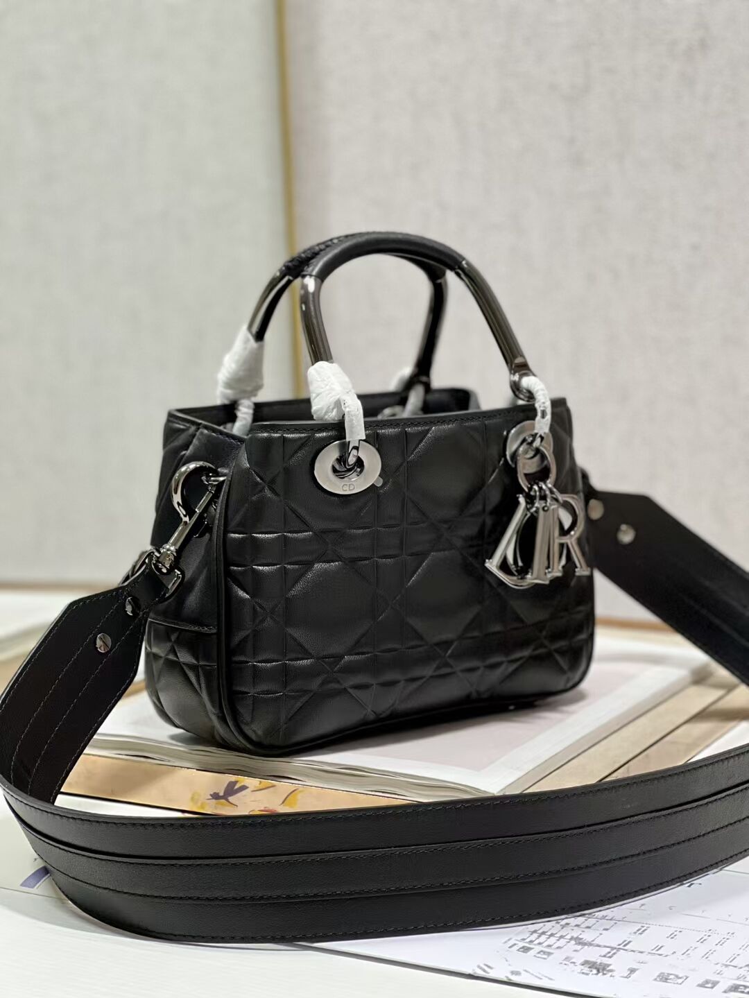 LADY DIOR TOP HANDLE SMALL BAG Cannage Lambskin C9228 BLACK&BLACK