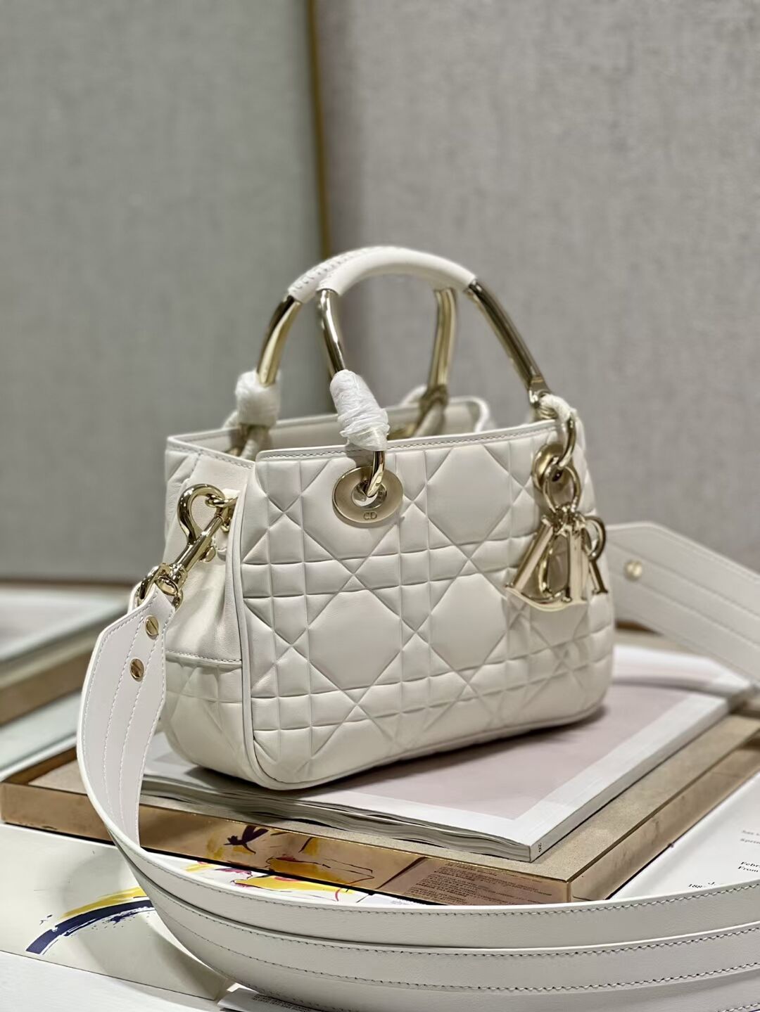 LADY DIOR TOP HANDLE SMALL BAG Latte Cannage Lambskin C9228 WHITE&GOLD