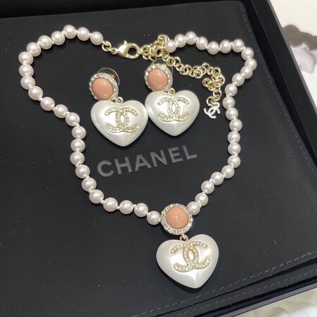 Chanel Necklace CE10987
