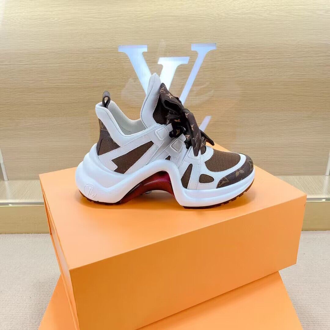 Louis Vuitton sneaker LV53206