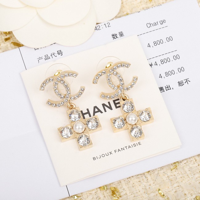 Chanel Earrings CE11040