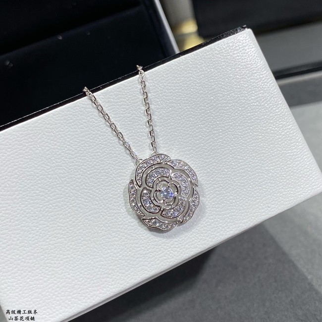 Chanel Necklace CE11090