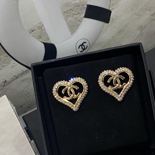 Chanel Earrings CE11125