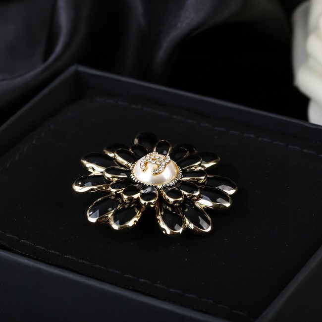 Chanel Brooch CE11141