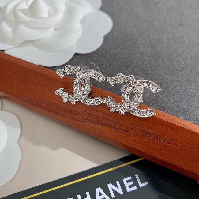 Chanel Earrings CE11160