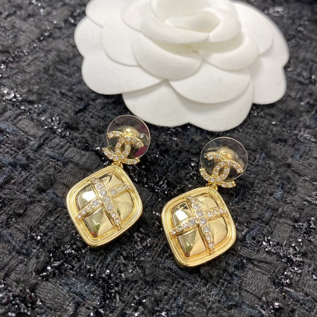 Chanel Earrings CE11171