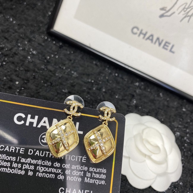 Chanel Earrings CE11171