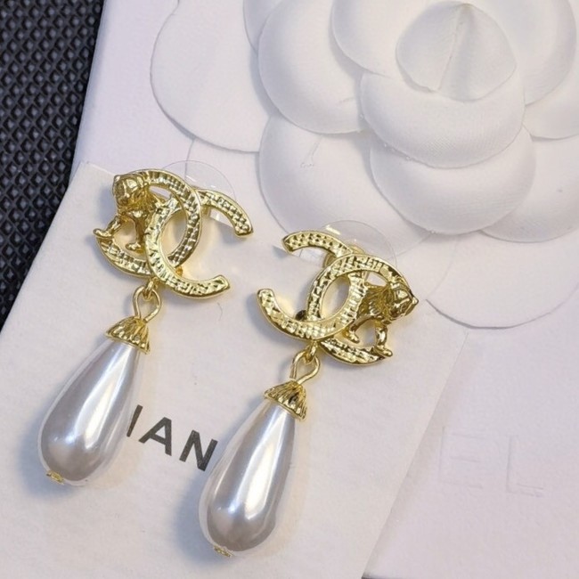 Chanel Earrings CE11175