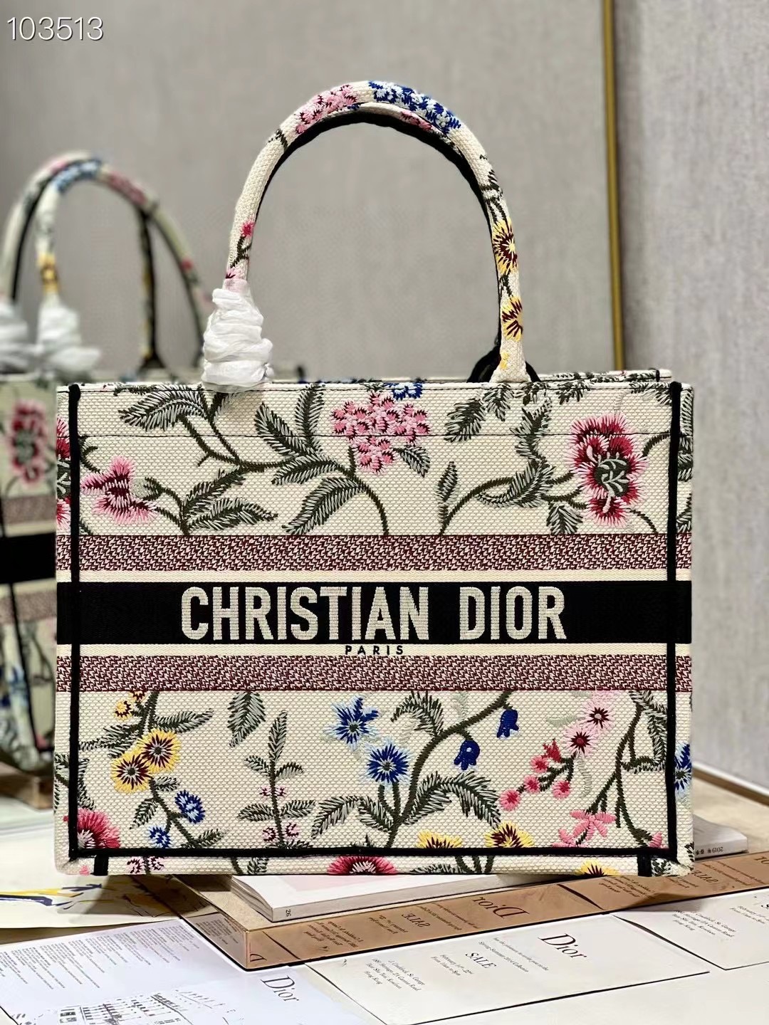 MEDIUM DIOR BOOK TOTE White Multicolor Dior Petites Fleurs Embroider M1296ZEAU