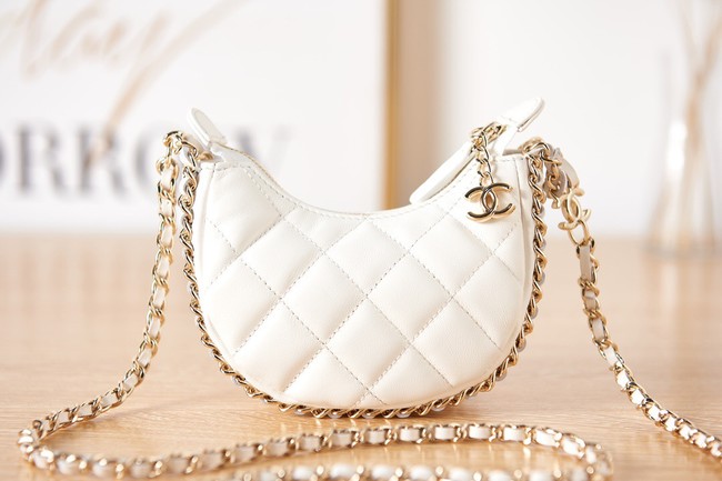 Chanel mini Lambskin & Gold-Tone Metal AS3232 white