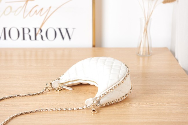 Chanel small Lambskin & Gold-Tone Metal AS3917 white