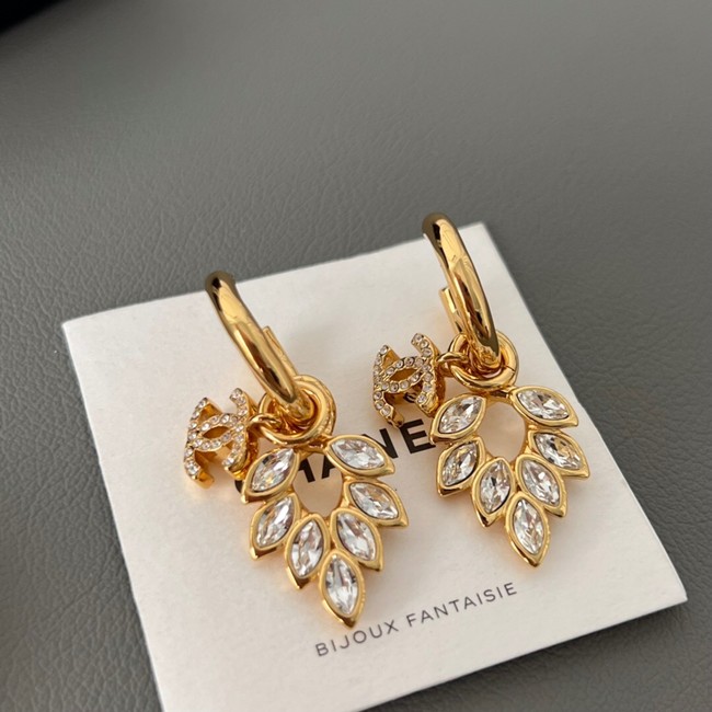 Chanel Earrings CE11304