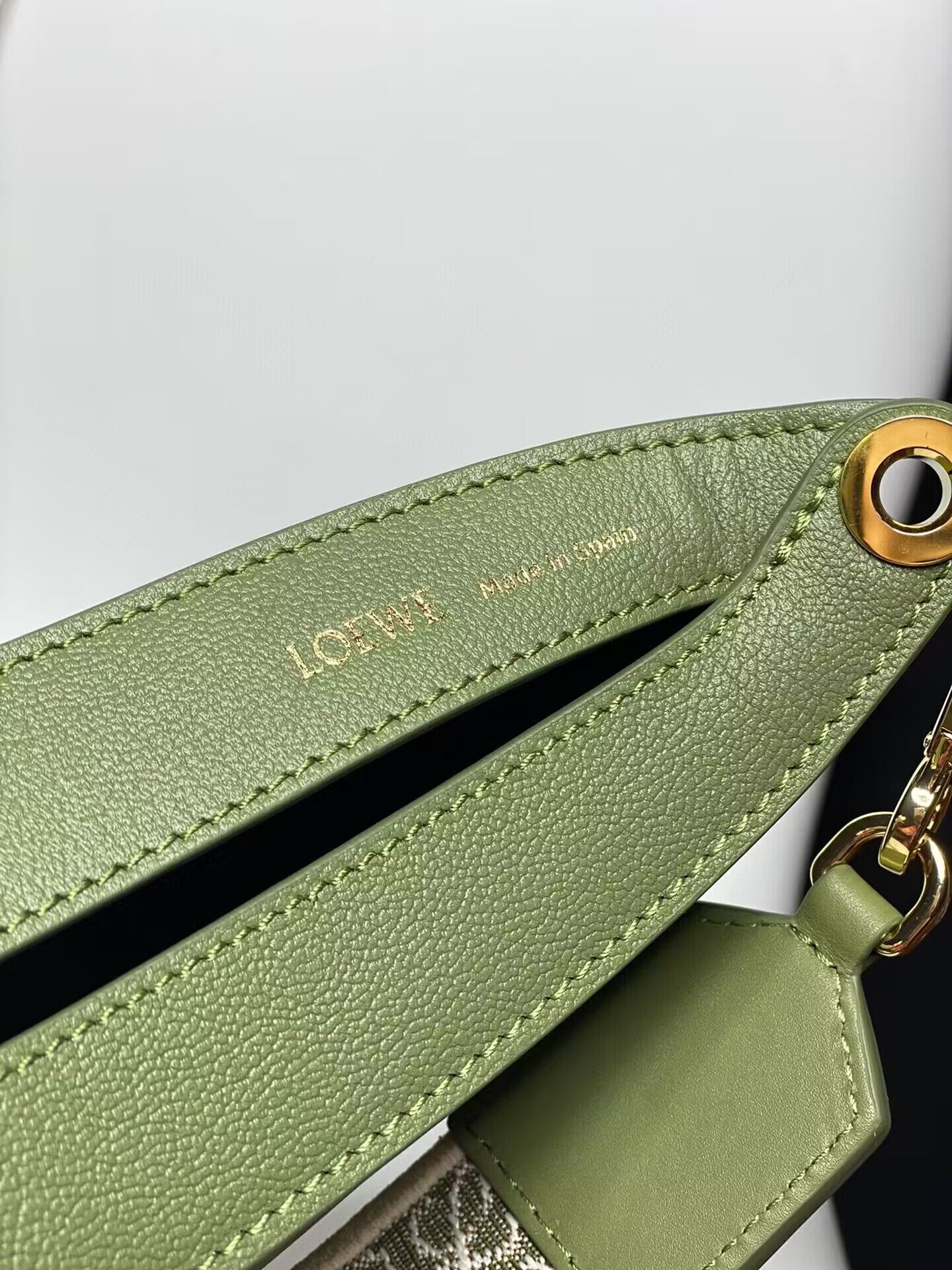 Loewe Original Shoulder Handbag LE30210 Green