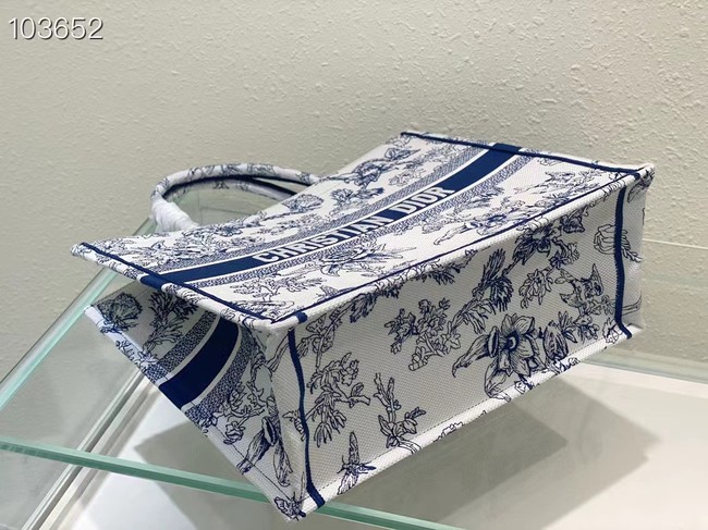LARGE DIOR BOOK TOTE blue Multicolor Dior Jardin Botanique Embroidery M1286ZEA