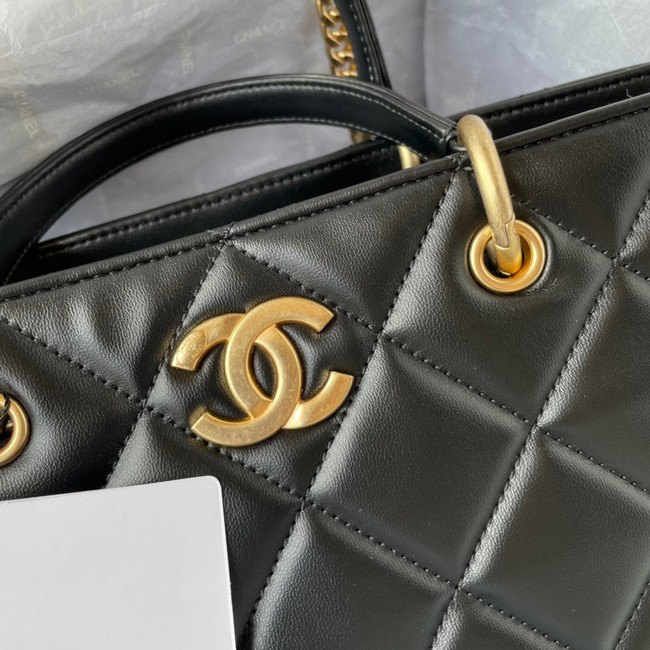 Chanel Lambskin & Gold-Tone Metal Shoulder Bag YO1864 black