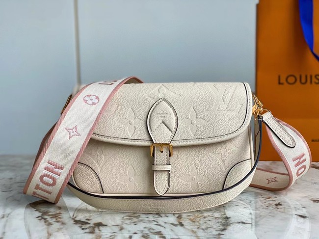 Louis Vuitton Diane M46386 Beige