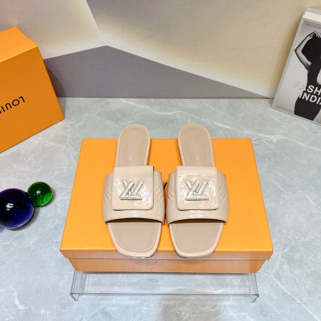 Louis Vuitton slippers 93196-4