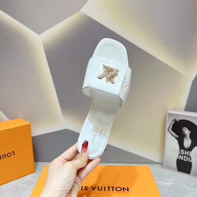 Louis Vuitton slippers 93196-5