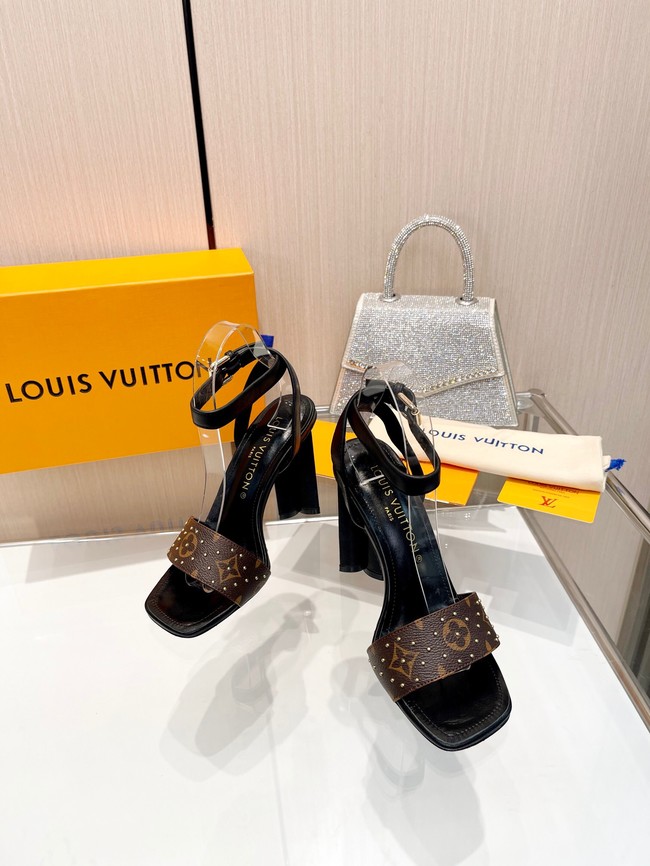 Louis Vuitton Silhouette Sandal 93206-4