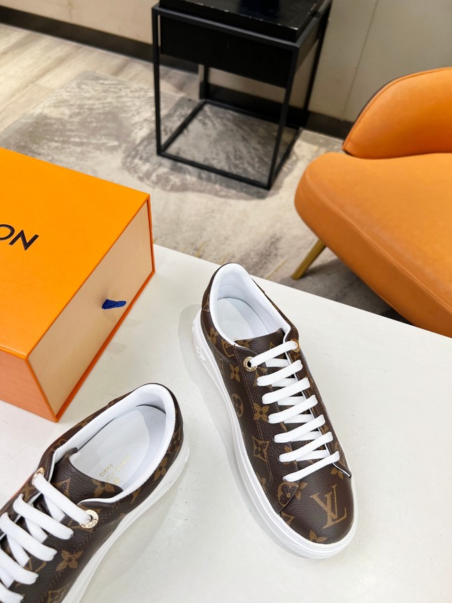 Louis Vuitton sneaker 93200-2