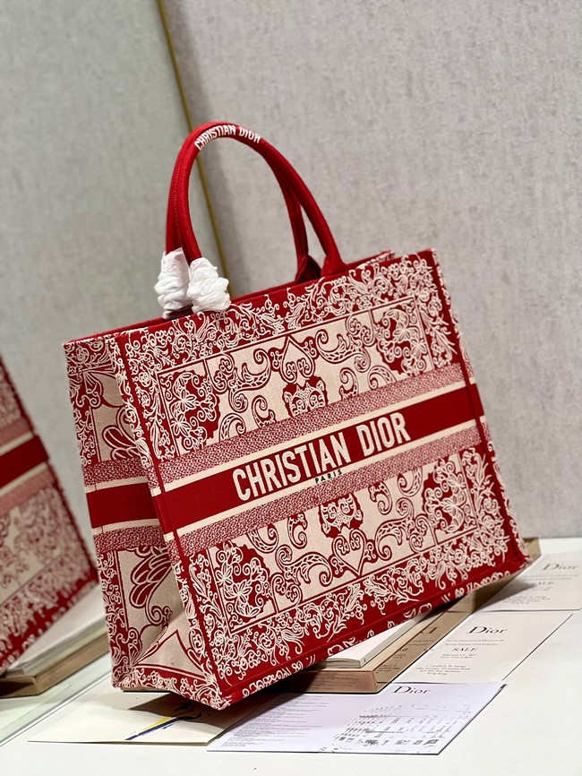 LARGE DIOR BOOK TOTE Dior Brocart Embroidery M1286ZE