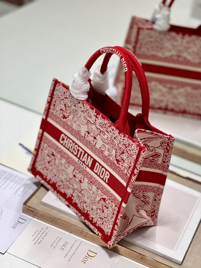 SMALL DIOR BOOK TOTE Embroidered M1265ZD