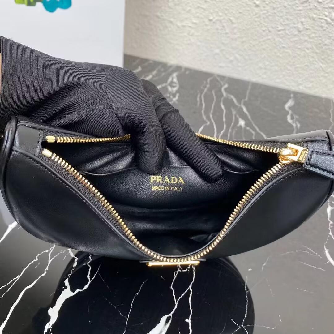 Prada leather shoulder bag 1BC194 black