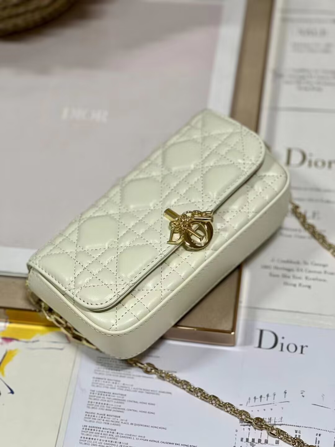 LADY DIOR PHONE POUCH Aesthetic Cannage Lambskin S0977ONM white