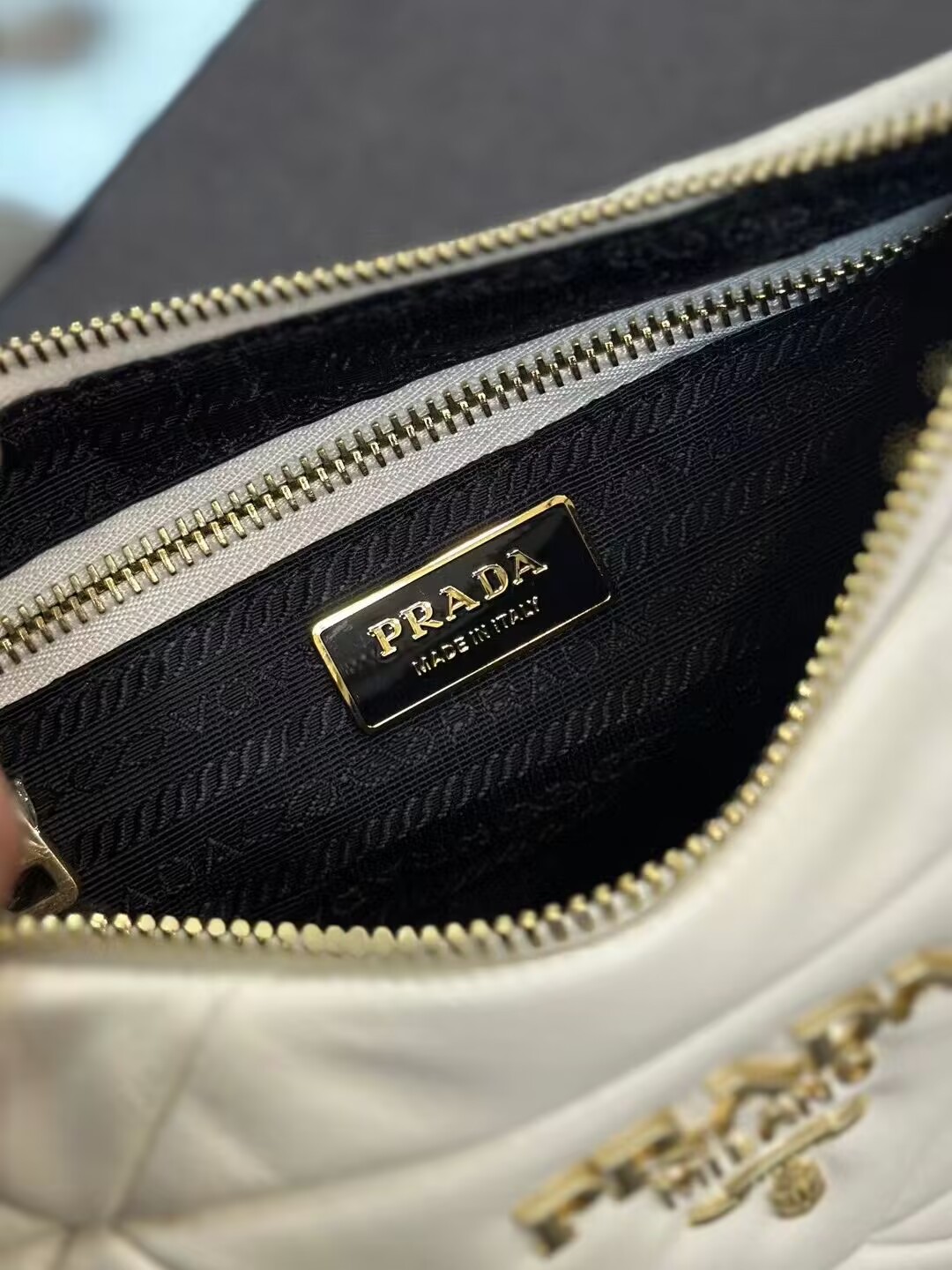 Prada leather shoulder bag 1BH117 white