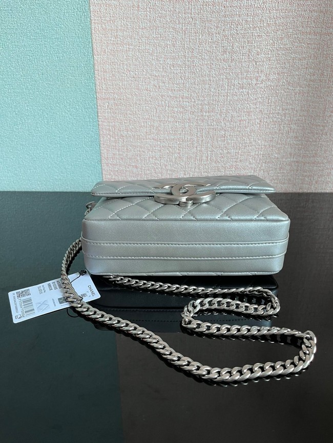 Chanel SMALL FLAP BAG Lambskin & silver-Tone Metal AS3855 silver