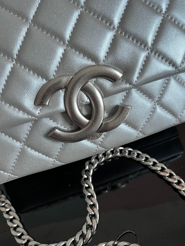 Chanel SMALL FLAP BAG Lambskin & silver-Tone Metal AS3855 silver
