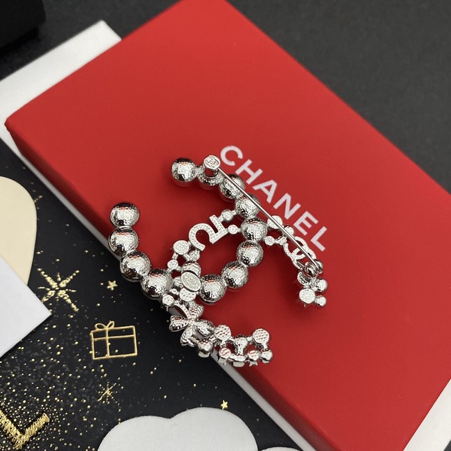 Chanel brooch CE11346