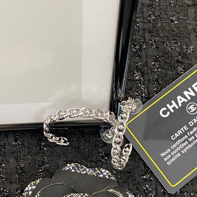 Chanel Earrings CE11424