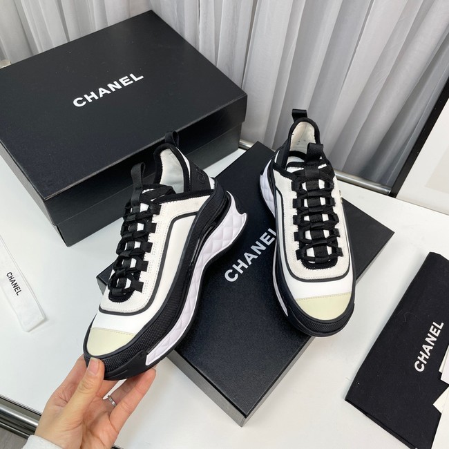 Chanel SNEAKERS 93249-4