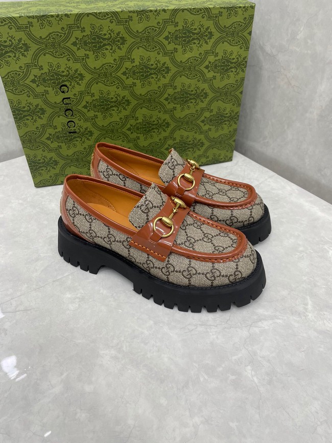 Gucci Womens GG lug sole loafer 93262-3