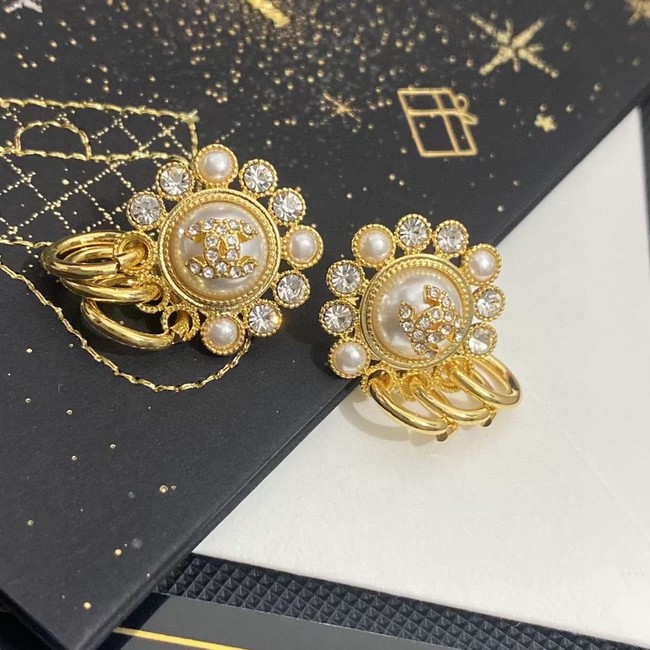 Chanel Earrings CE11484