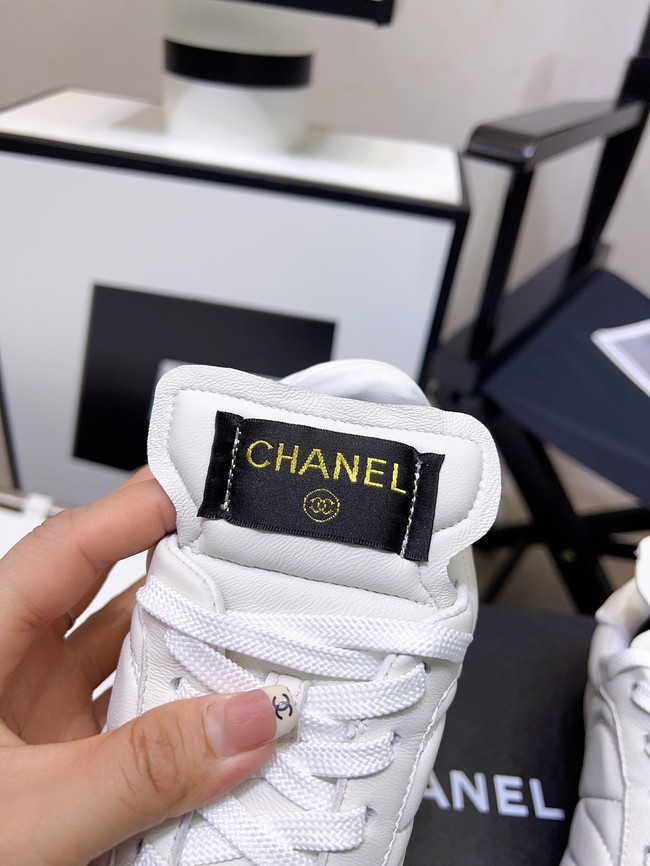 Chanel sneaker 93271-2