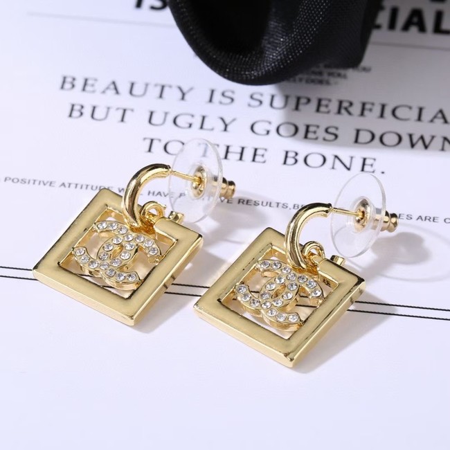 Chanel Earrings CE11523