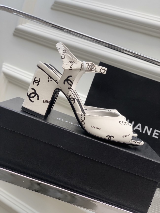 Chanel Womens sandal heel height 5CM 93296-2