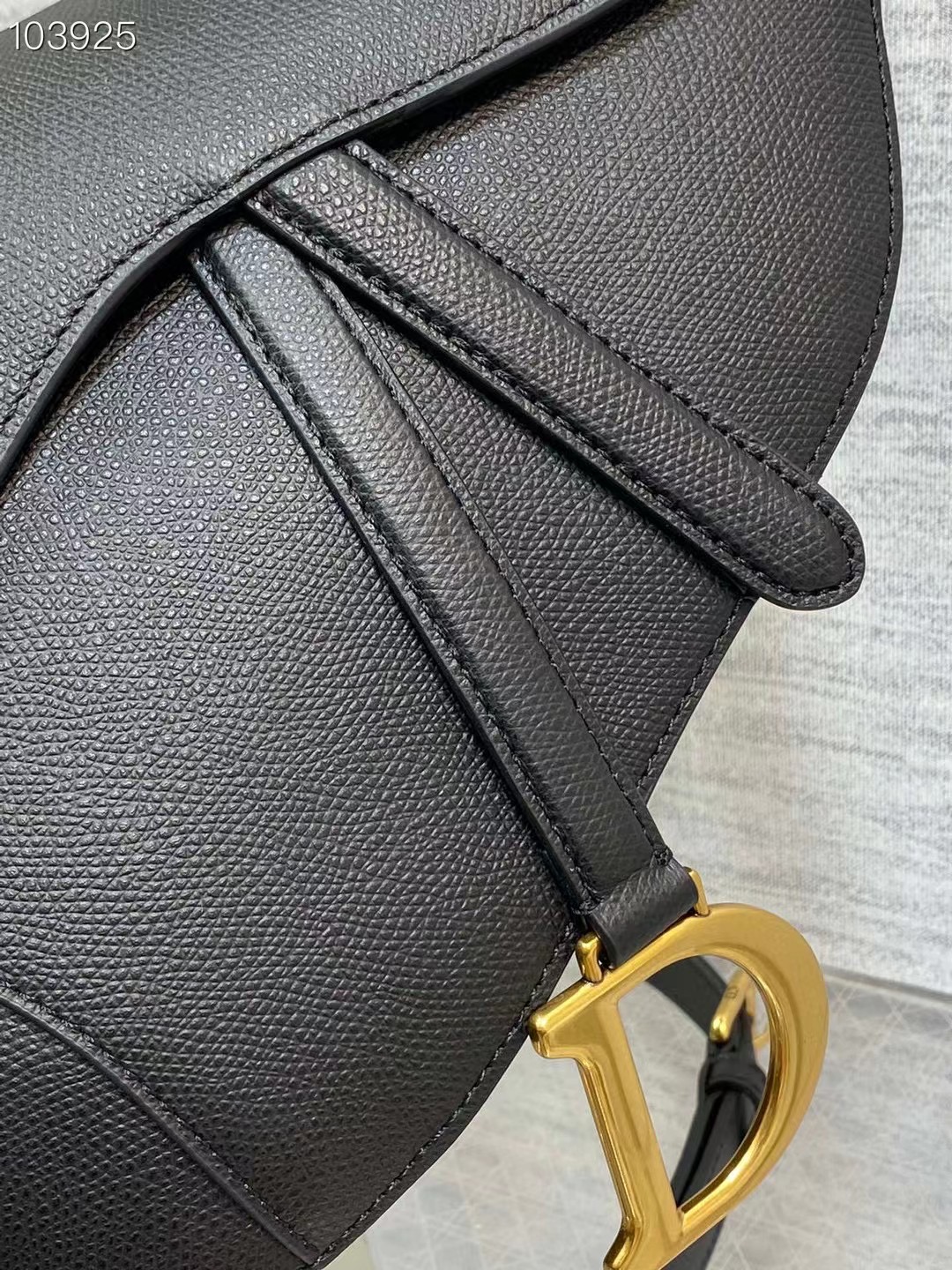 Dior SADDLE BAG WITH STRAP Grained Calfskin M0455CBA black