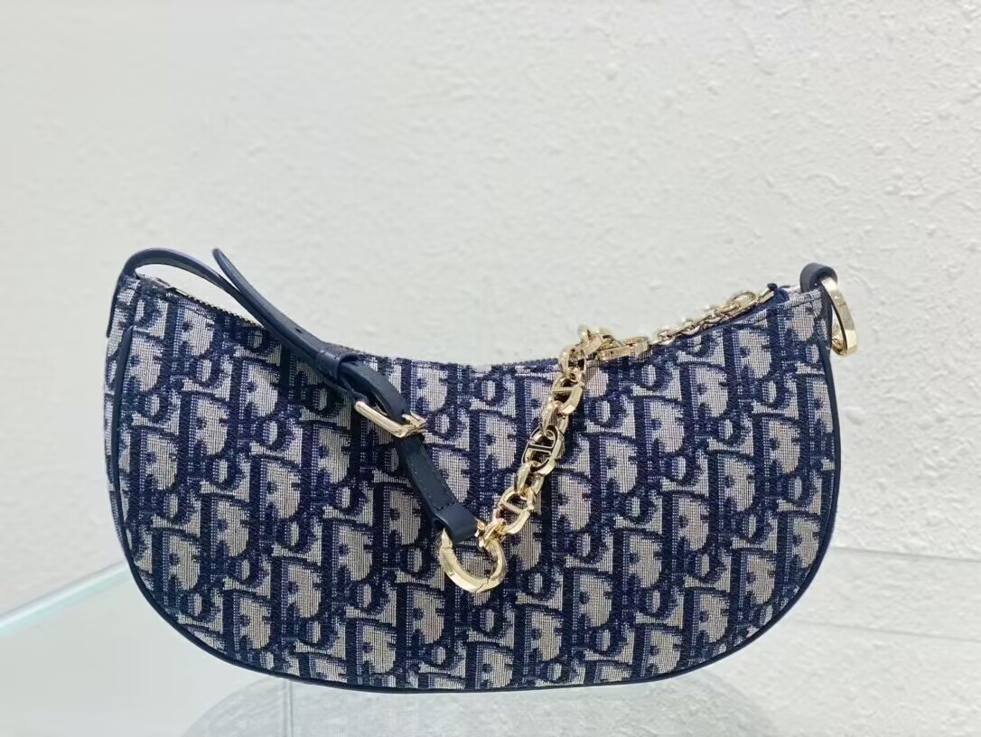 CD LOUNGE BAG Blue Dior Oblique Jacquard M22626T