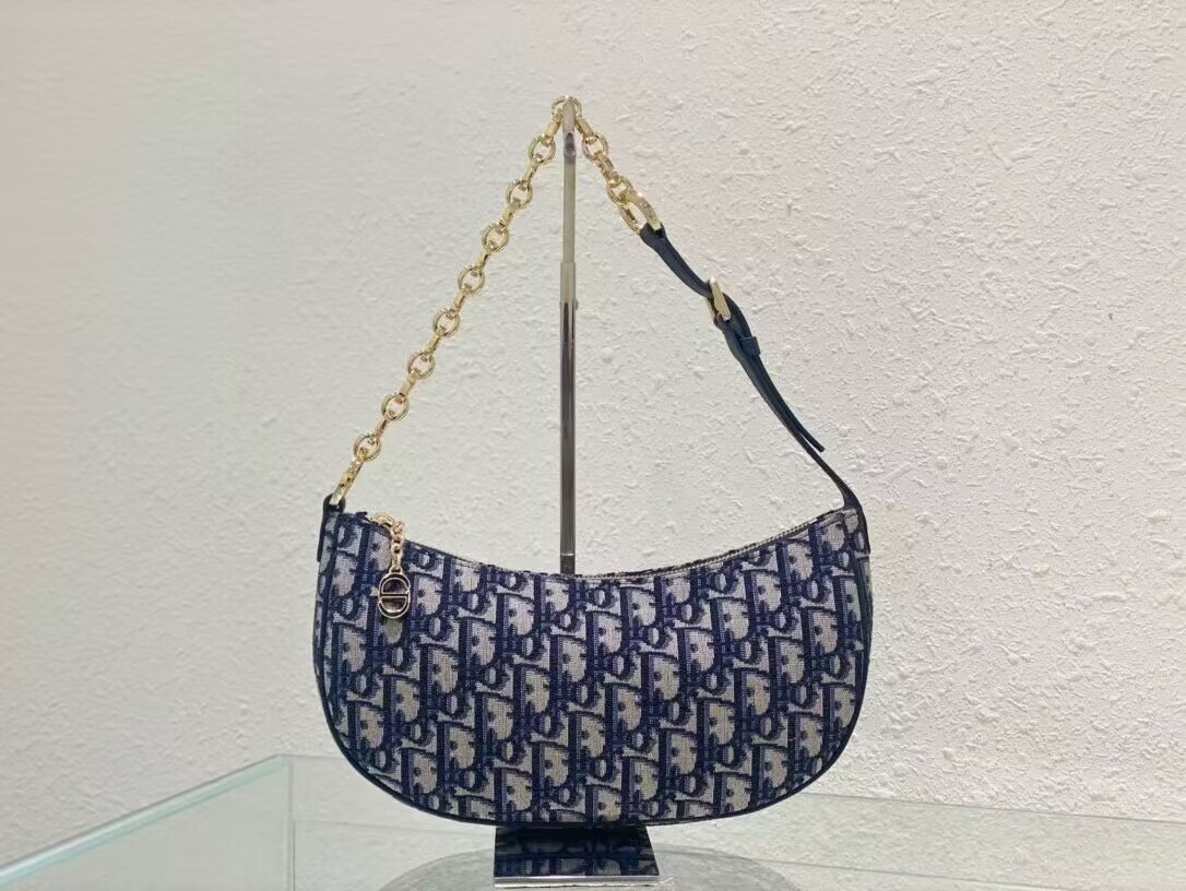 CD LOUNGE BAG Blue Dior Oblique Jacquard M22626T